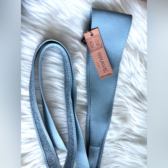 BRAVE Leather - Baby Blue Pebbled Leather MANANA - Picture 4 of 12